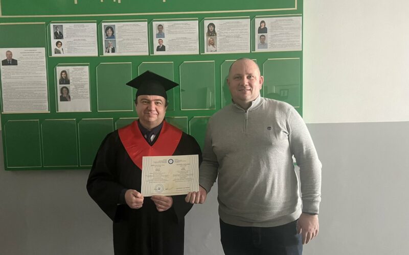 IMG-c30dd822dc8d6a5f1f5ab4d3a2d4aaeb-V